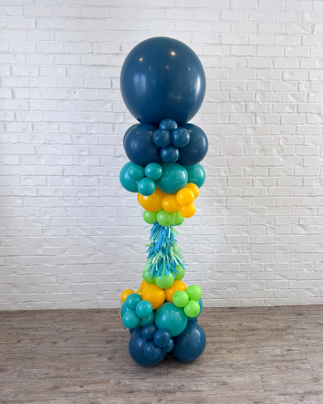 Tassel Tower Balloon Column (7 ft)