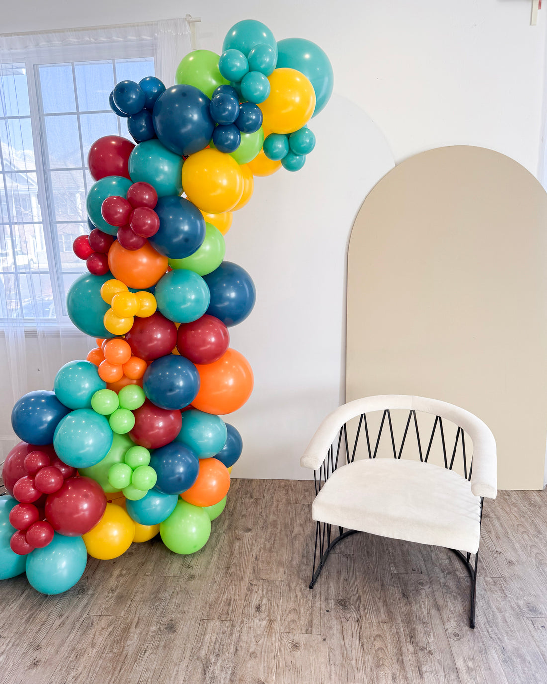 Freestanding Balloon Garland