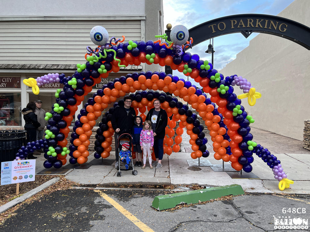 halloween-celebration-city-event-utah-balloons