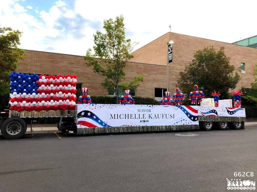 patriotic-celebration-parade-utah-balloons