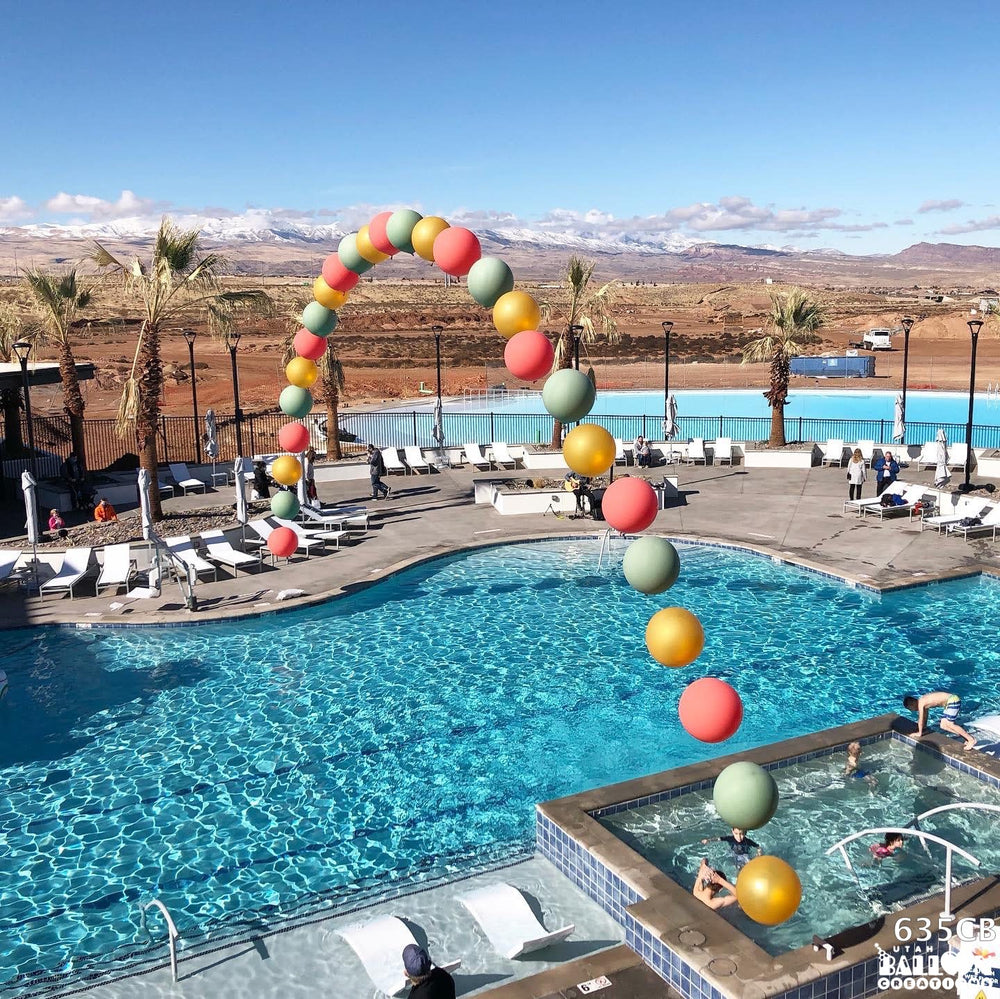 resort-grand-opening-celebration-utah-balloons