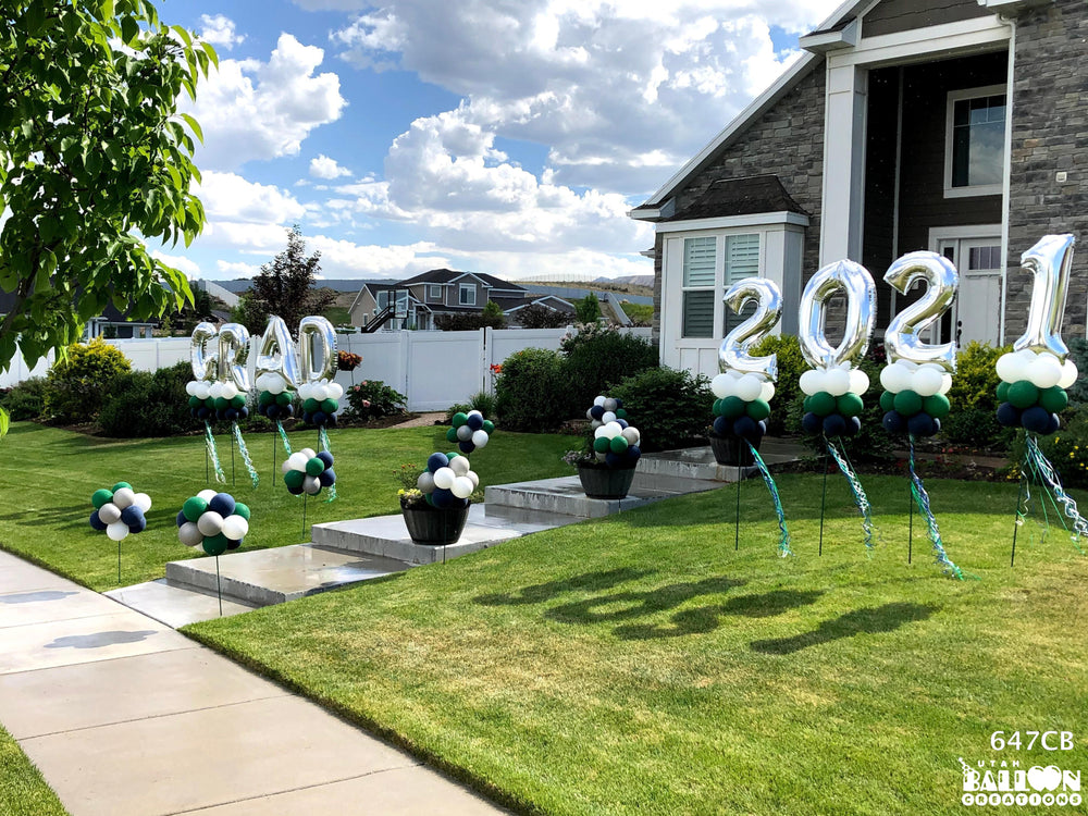 yard-graduation-celebration-balloons-utah